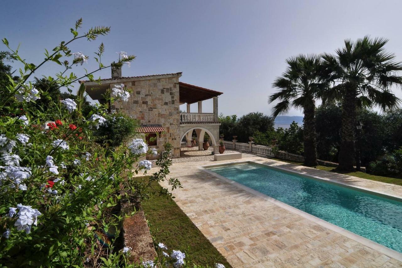 Ionian Garden Villas - Villa Pietra Benitses  Exteriör bild
