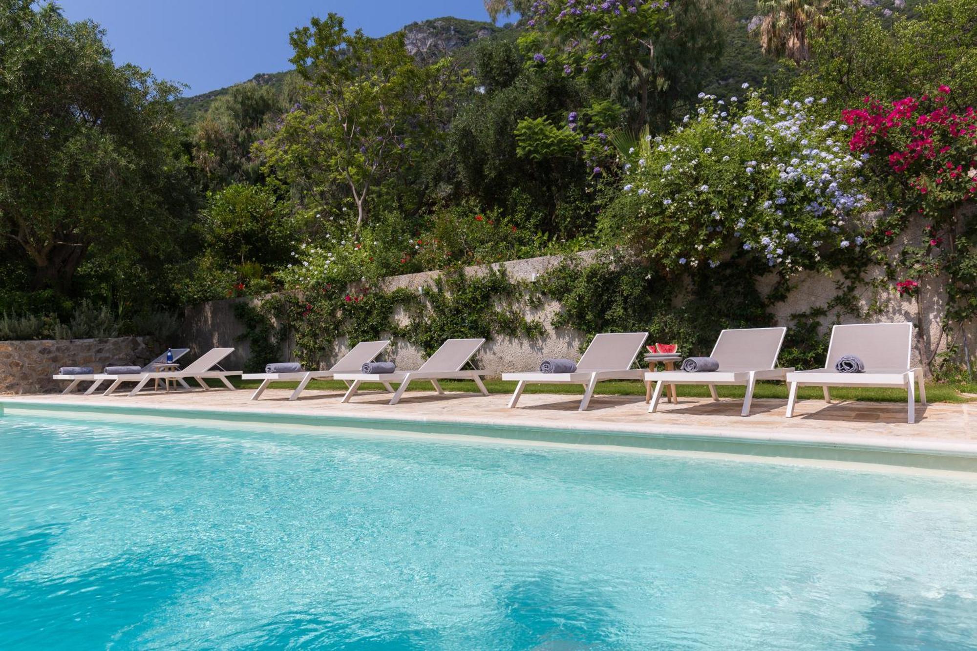Ionian Garden Villas - Villa Pietra Benitses  Exteriör bild