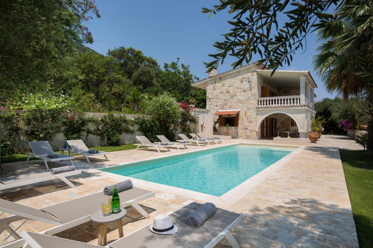 Ionian Garden Villas - Villa Pietra Benitses  Exteriör bild